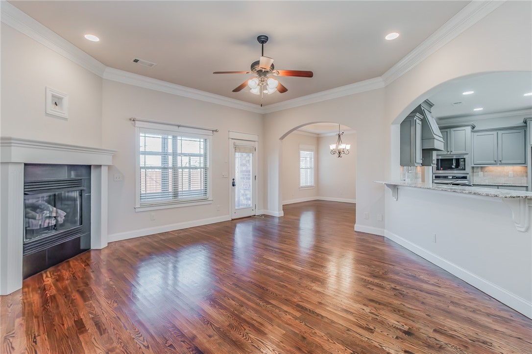 IVEYS PH 1 - Residential