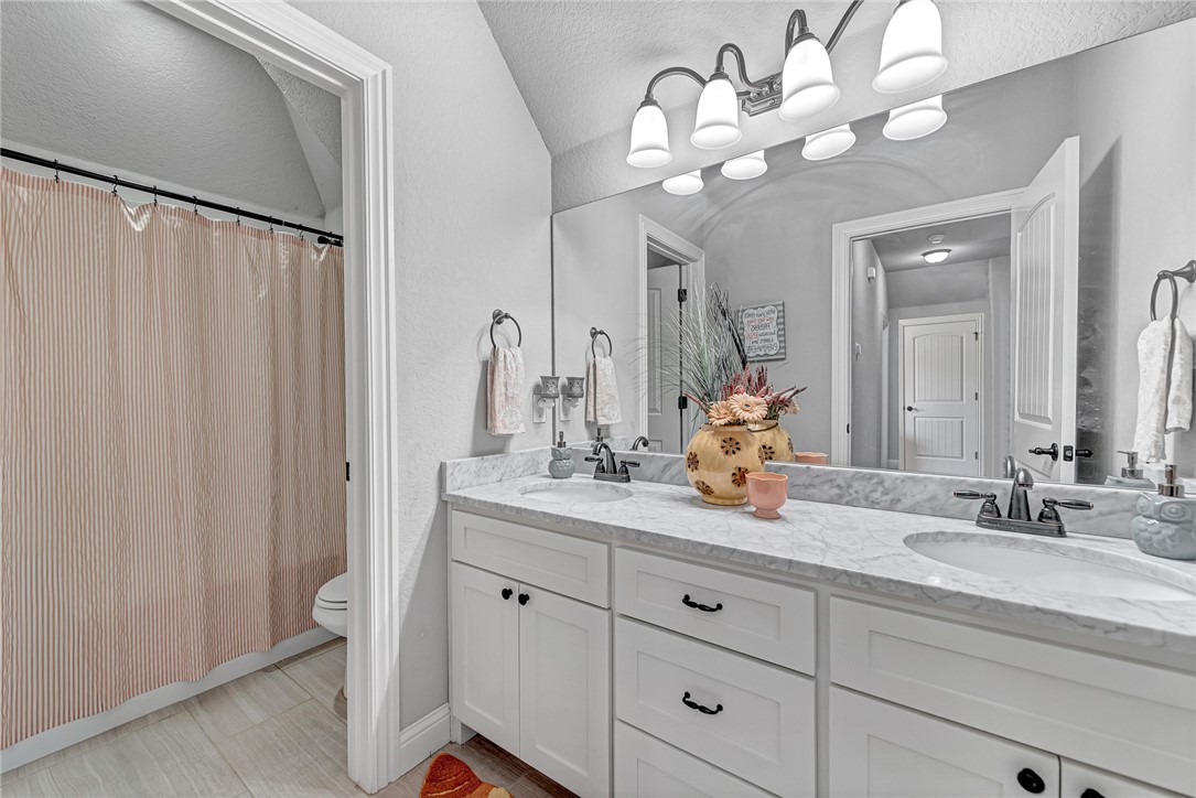 Estates At Brush Creek - Residential