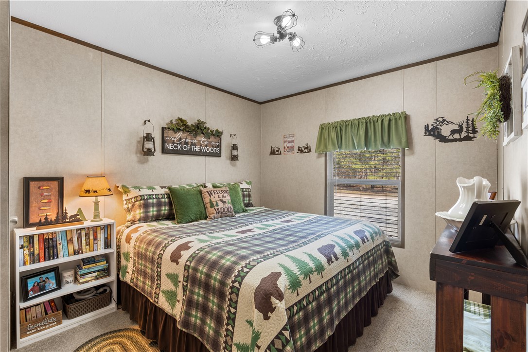 21-21-33-RURAL - Residential