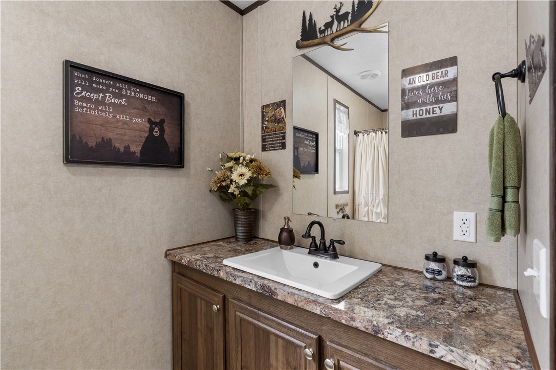 21-21-33-RURAL - Residential