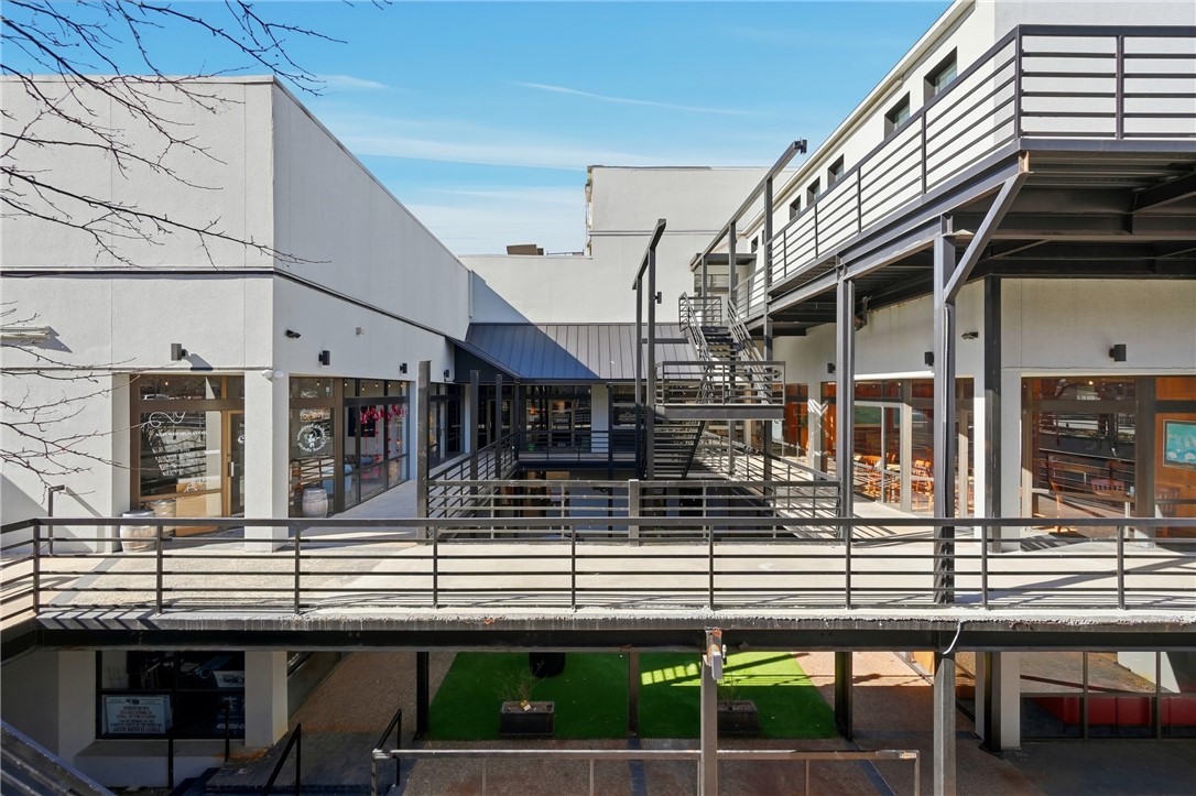 FAYETTEVILLE ORIGINAL - Commercial Lease