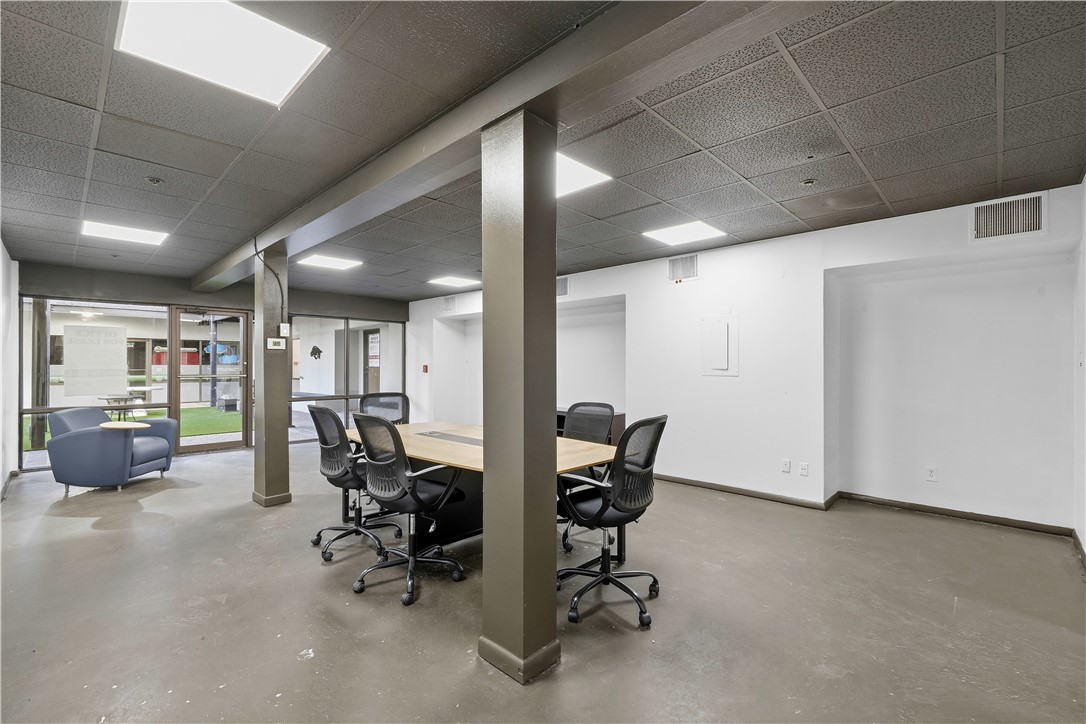 FAYETTEVILLE ORIGINAL - Commercial Lease