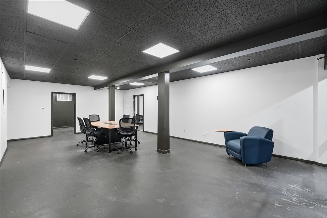 FAYETTEVILLE ORIGINAL - Commercial Lease