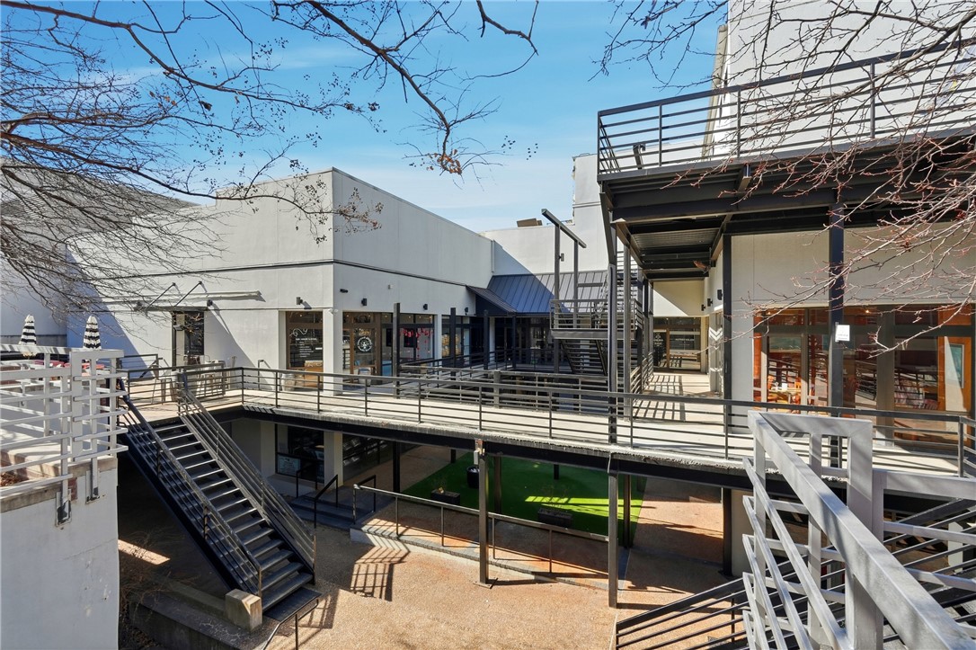 FAYETTEVILLE ORIGINAL - Commercial Lease