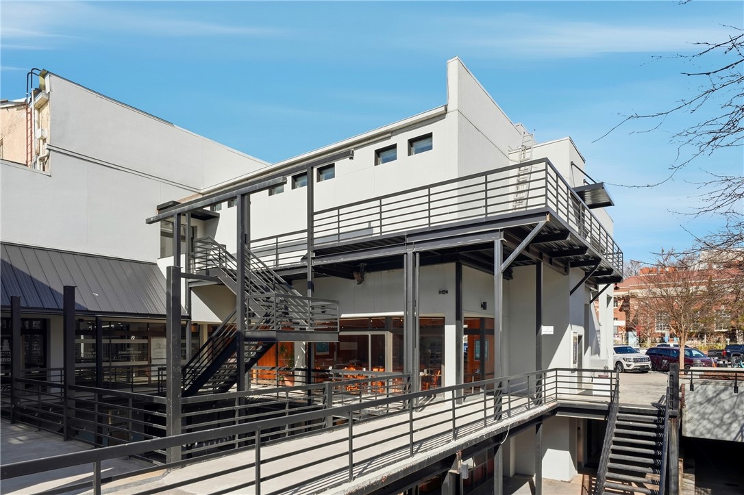 FAYETTEVILLE ORIGINAL - Commercial Lease