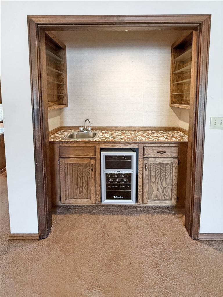 Country Club Estates - Residential