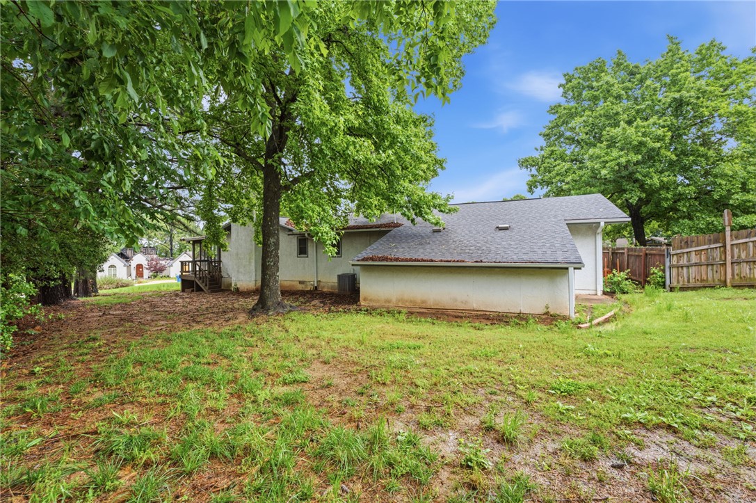 Country Club Estates - Residential