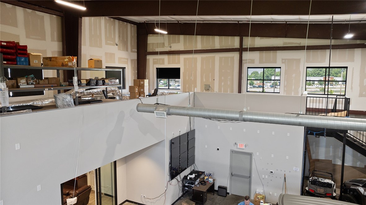 B - Commercial Lease