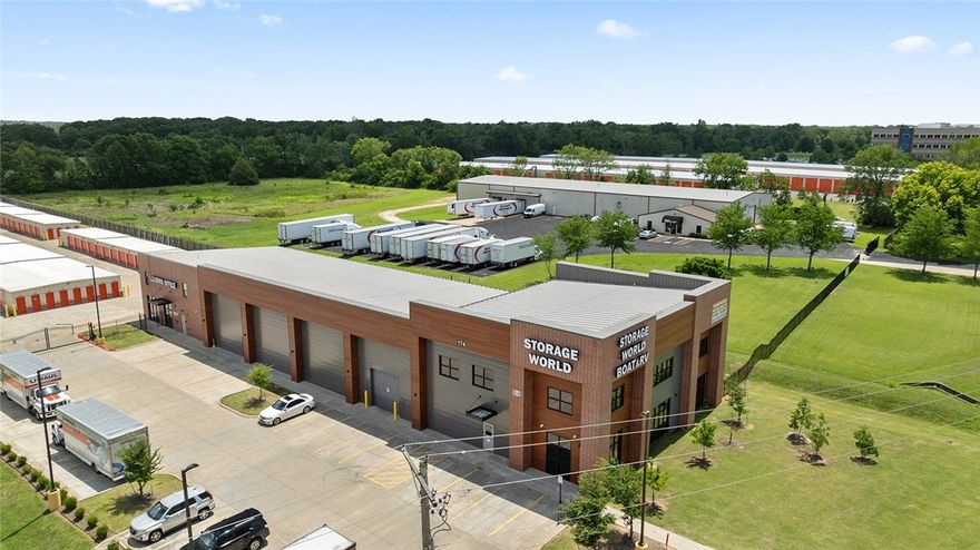 FOR LEASE – 11,000 SF WAREHOUSE WITH FRONT OFFICE, MEZZANINE & PRIME LOCATION

Exceptional industrial property offering 11,000 SF total space, including front office and breakroom, 1,000 SF mezzanine, and expansive open warehouse. Perfect for distribution, light manufacturing, or storage, with excellent access to major roads and nearby amenities.

Highlights:

11,000 SF total with high-clearance open warehouse

1,000 SF mezzanine for storage or light assembly

Modern front office  space that can be tailored to your needs

Breakroom with kitchenette

Grade-level overhead door for efficient loading/unloading

Ample on-site parking 

Excellent visibility from high-traffic roadway

Lease Details:

Triple Net (NNN) lease 

Flexible terms available

Location:
Strategically positioned in a thriving commercial/industrial corridor with easy highway access and proximity to retail, dining, and services