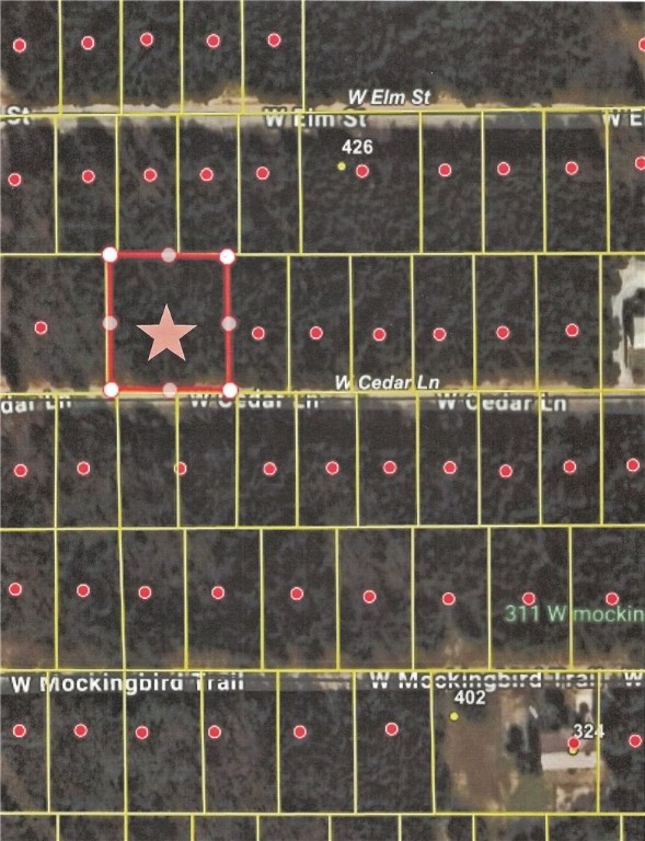 Nice double lot in Diamond City, just minutes from Bull Shoals Lake Marina and Diamond Hills Golf Course. Ideal location for your lake home or weekend getaway. Peaceful setting with quick access to boating, fishing, and golf. Buyer to confirm water and sewer availability with the city.