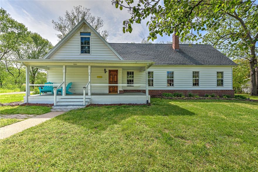 For Lease: Fully Furnished or unfurnished, Spacious 6-Bedroom Home on 0.52 Acres Near Downtown Bentonville Live just blocks from the Bentonville Square in this rare 6-bedroom, 2-bath home situated on a generous 0.52-acre lot. Offering both space and convenience, this property is perfect for those seeking close proximity to downtown while enjoying room to spread out. Inside, you’ll love the updated chef’s kitchen, complete with modern finishes, excellent storage, and plenty of workspace for cooking and entertaining. The home features multiple living areas and an abundance of bedrooms, providing flexibility for families, roommates, or those needing dedicated office or hobby space. Outside, the expansive lot includes a shop and additional shed, ideal for storage, projects, or outdoor gear. With unmatched location and space, this Bentonville home is a standout leasing opportunity. Reach out today to schedule a tour!