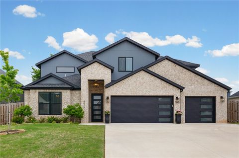 Photo of 6414 S 59th Street, Rogers, AR 72758 (MLS # 1345352)