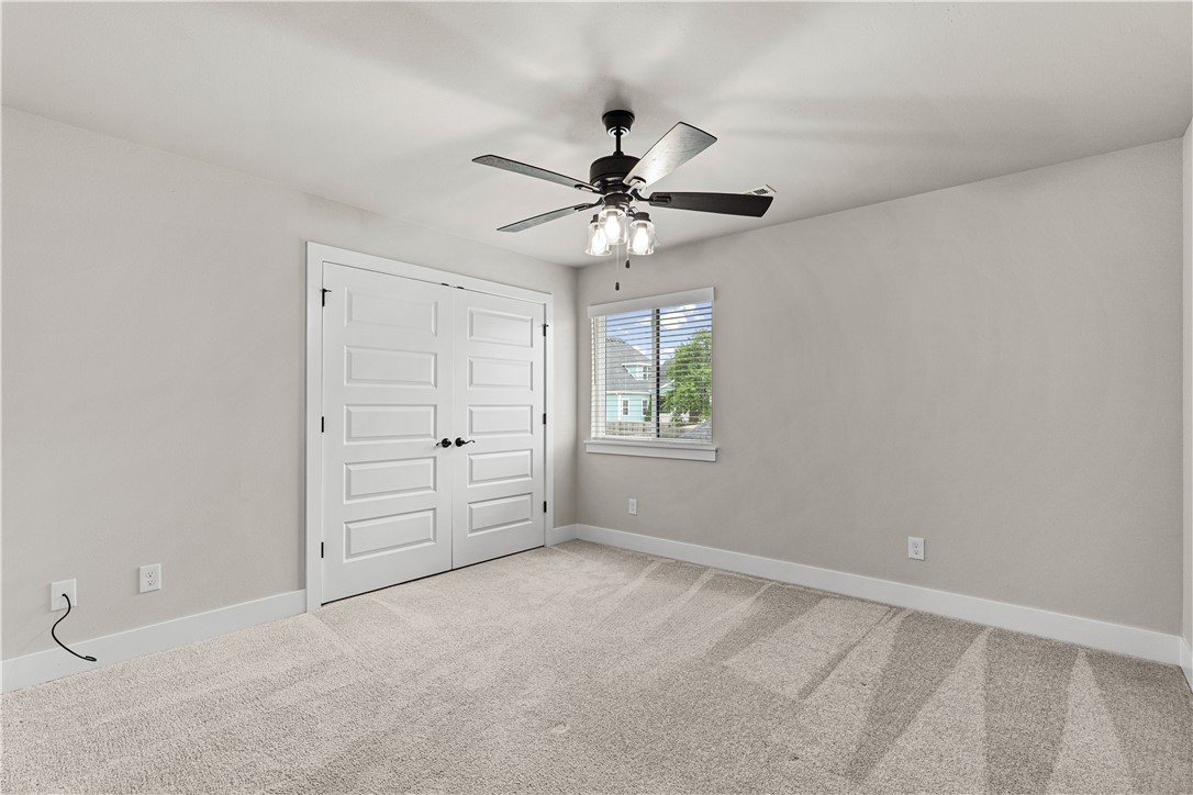 Sky Valley Estates Rogers - Residential