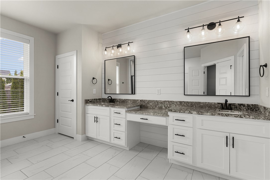 Sky Valley Estates Rogers - Residential