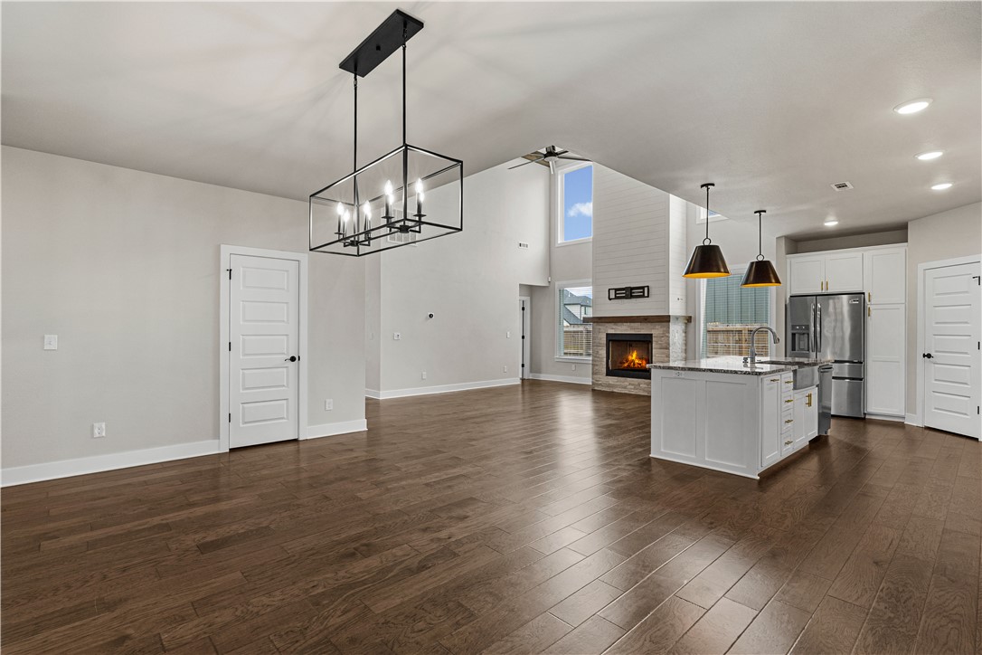 Sky Valley Estates Rogers - Residential