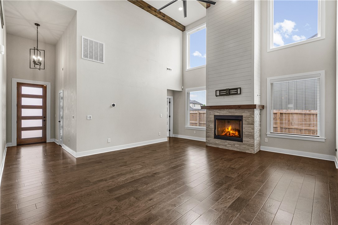 Sky Valley Estates Rogers - Residential