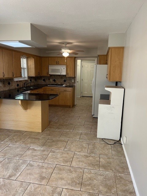 Western Oaks Place - Residential Lease