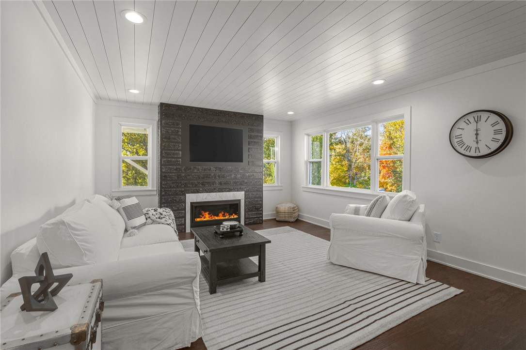 Hollie Add Bentonville - Residential