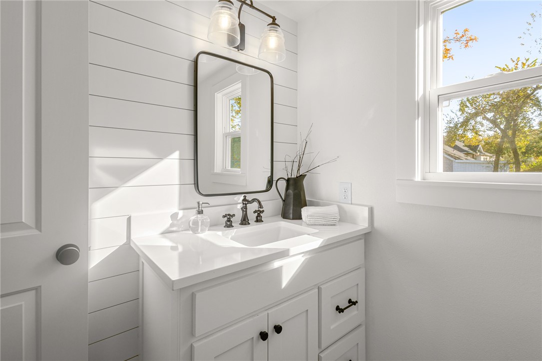 Hollie Add Bentonville - Residential