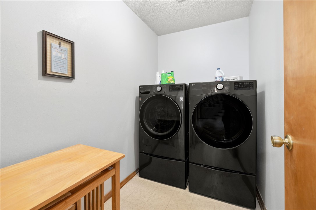 Hillcrest Add Rev Rogers - Residential