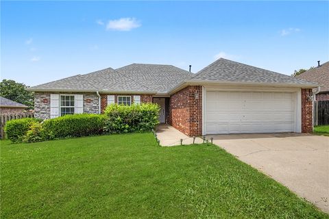 Photo of 436 Caroline Claire Street, Springdale, AR 72762 (MLS # 1356582)