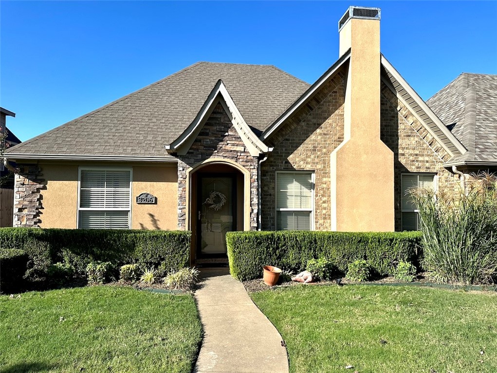 Welcome to an exceptional 2-bedroom, 2-bath townhome in a sought after Bentonville subdivision. Experience the perfect blend of luxury and convenience with an open-concept living area featuring a stunning cathedral ceiling and a cozy fireplace. The interior includes granite countertops, ceramic tile, and luxury vinyl plank flooring. With lawn maintenance included, you’ll have more time to enjoy all that Bentonville offers from world-class dining to renowned bike trails. This townhome also includes a two car garage with attic space for all your gear. This is a turn-key investment opportunity near the new 35 acre Creekside Park with trails, regulation Cricket field, pickleball courts, XNA airport and all the beauty in NWA. Welcome to your home, perfectly placed just moments from downtown Bentonville's vibrant square and the acclaimed Coler Mountain Bike Preserve.