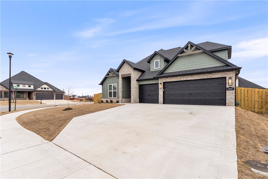 DIAMOND ESTATES PH V-CENTERTON - Residential