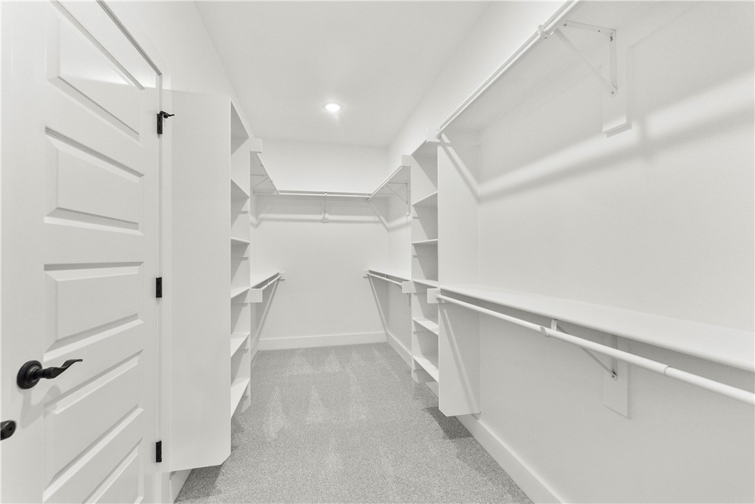 DIAMOND ESTATES PH V-CENTERTON - Residential