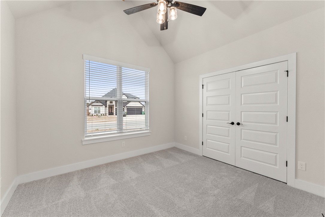 DIAMOND ESTATES PH V-CENTERTON - Residential