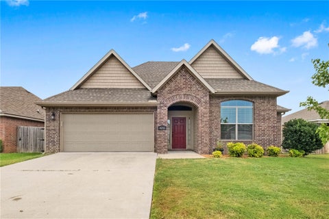 Photo of 4215 Crosshill Cove, Springdale, AR 72762 (MLS # 1357529)
