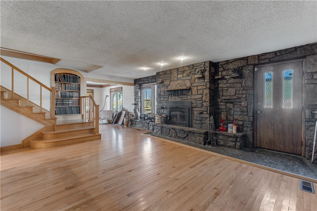 Hiwasse Adcocks 1st Gravette - Residential