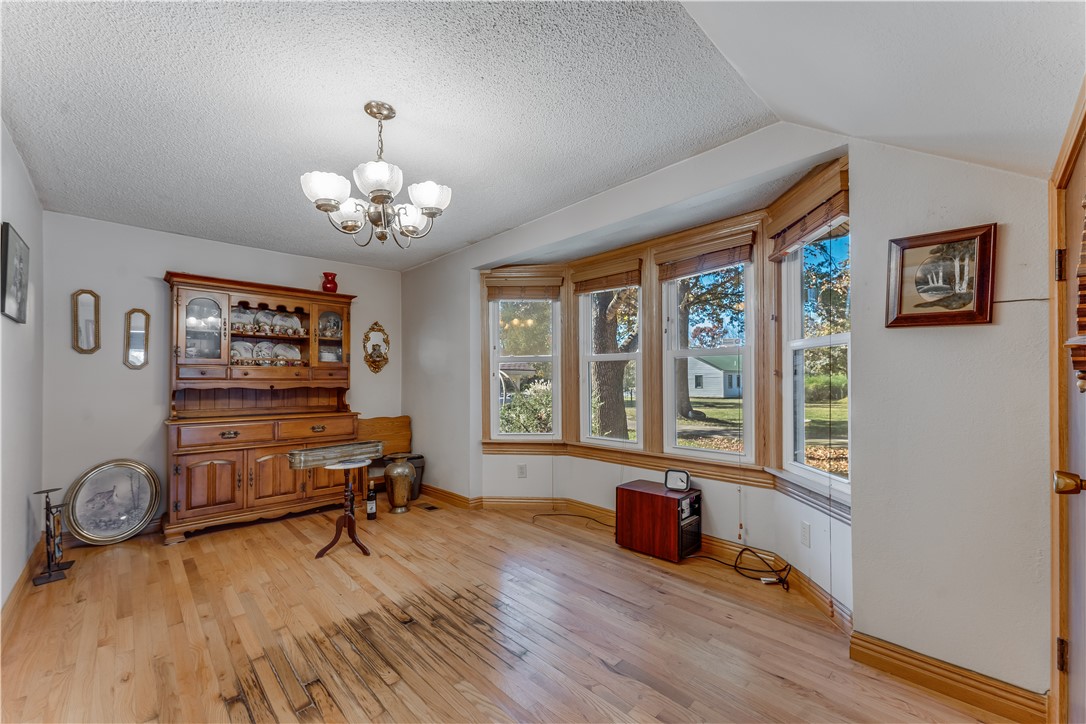 Hiwasse Adcocks 1st Gravette - Residential