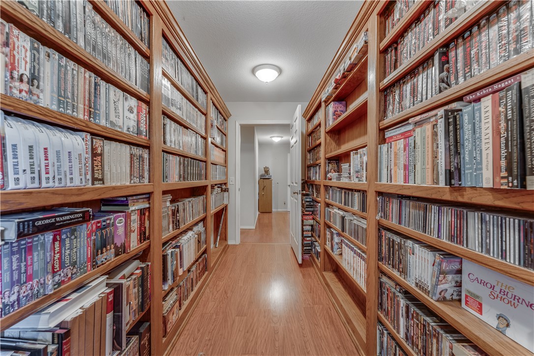 Hiwasse Adcocks 1st Gravette - Residential