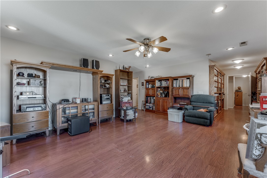 Hiwasse Adcocks 1st Gravette - Residential