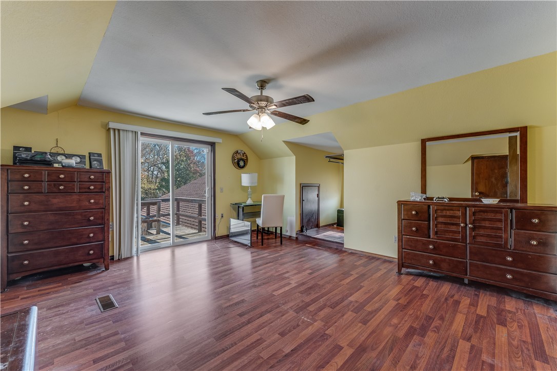 Hiwasse Adcocks 1st Gravette - Residential