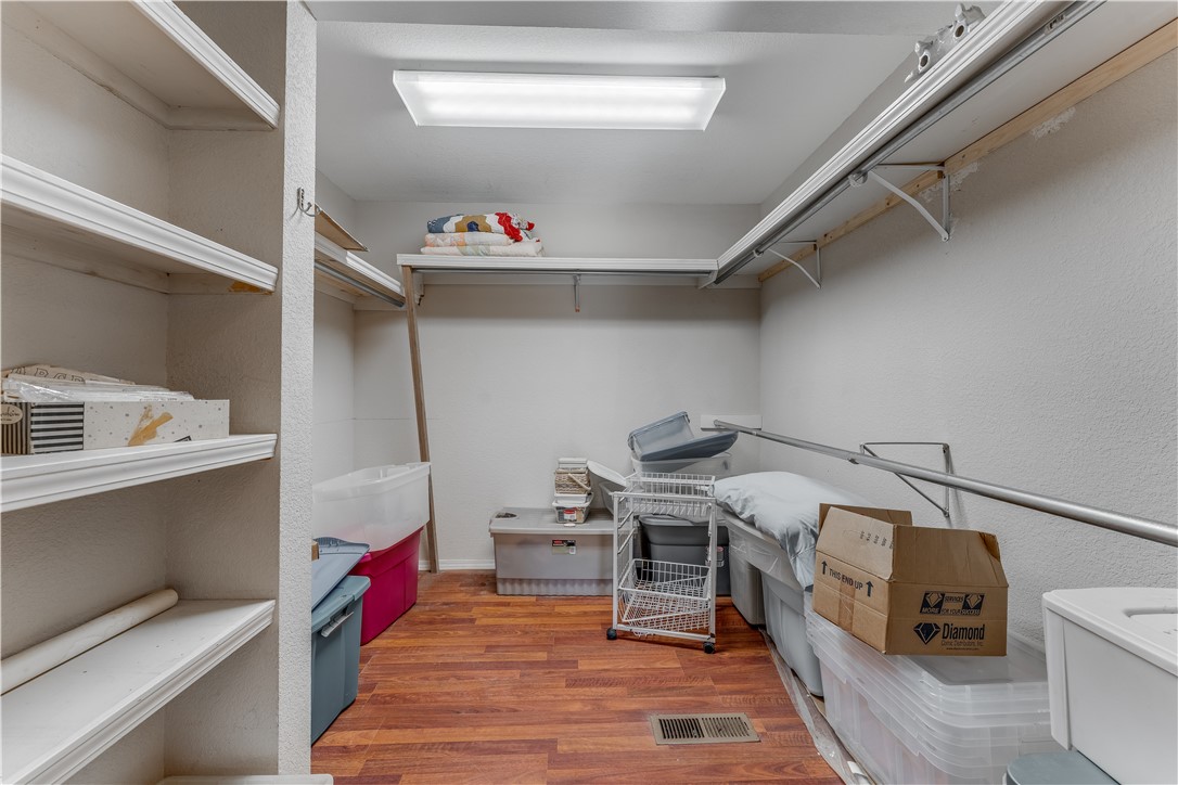 Hiwasse Adcocks 1st Gravette - Residential