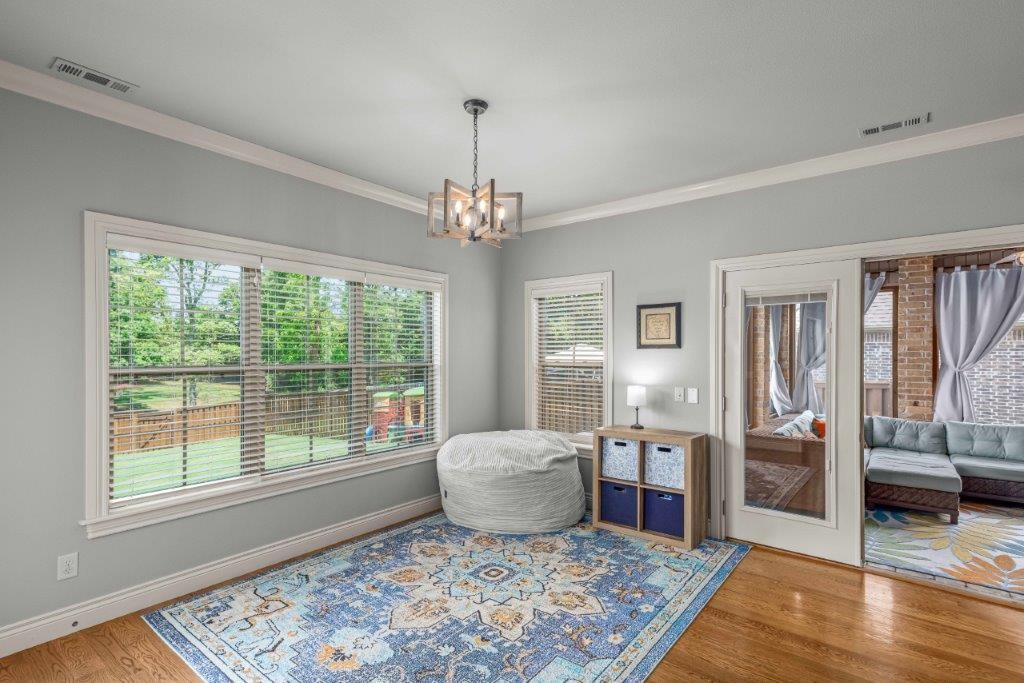 Oak Tree - Residential