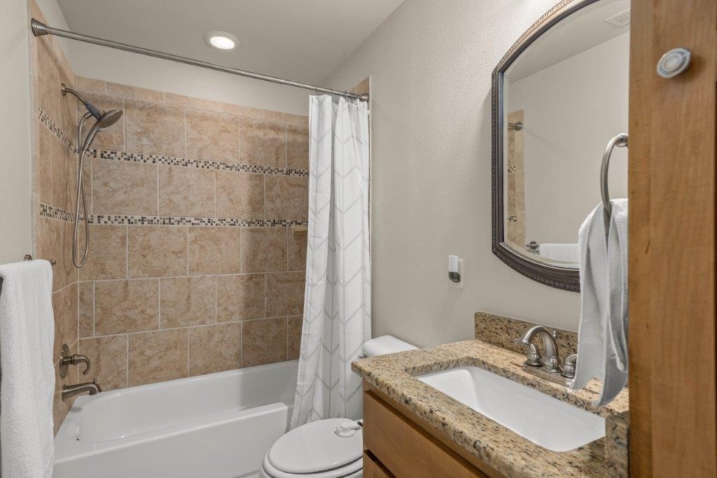 Oak Tree - Residential