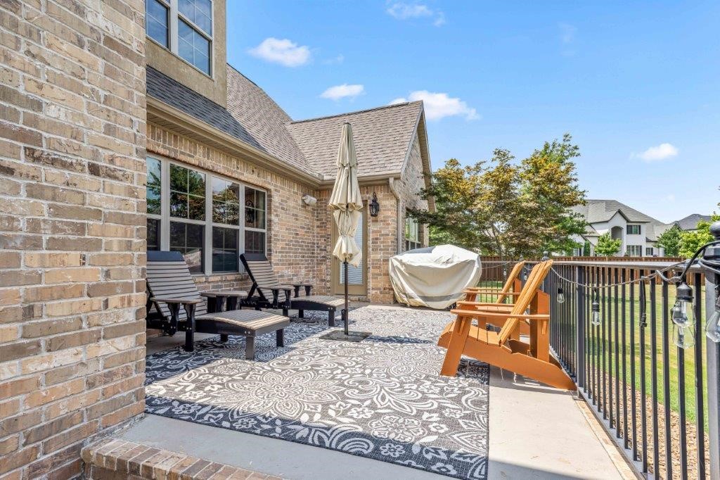 Oak Tree - Residential