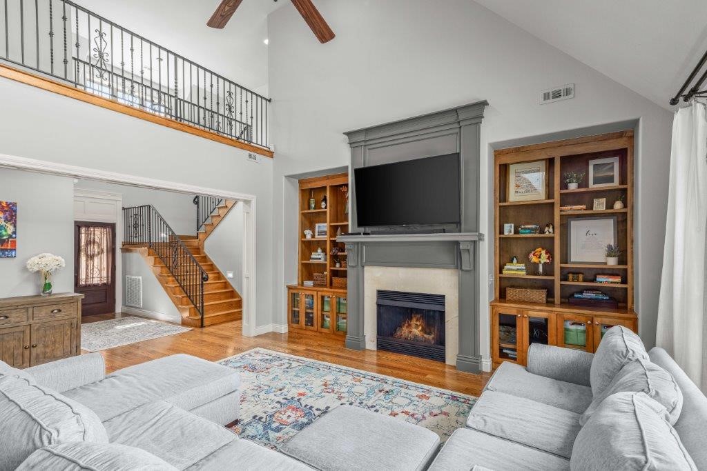 Oak Tree - Residential