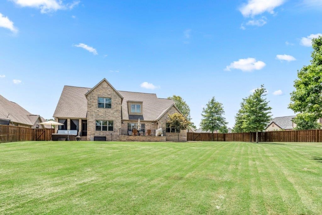 Oak Tree - Residential