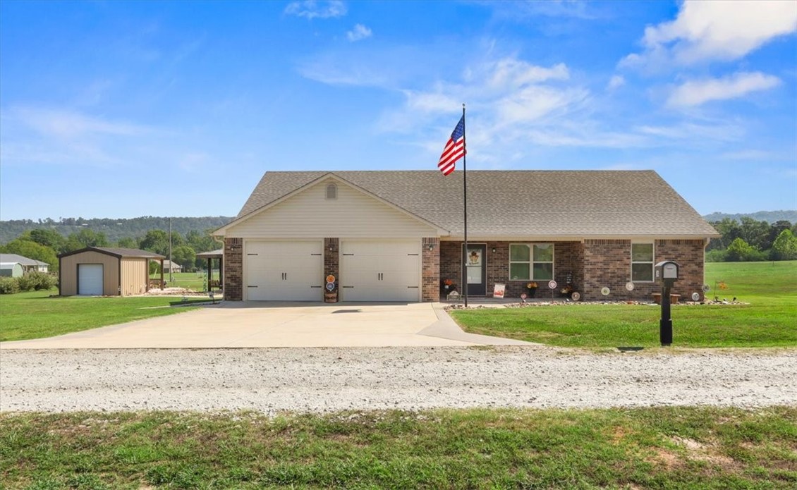 Long Estates - Residential