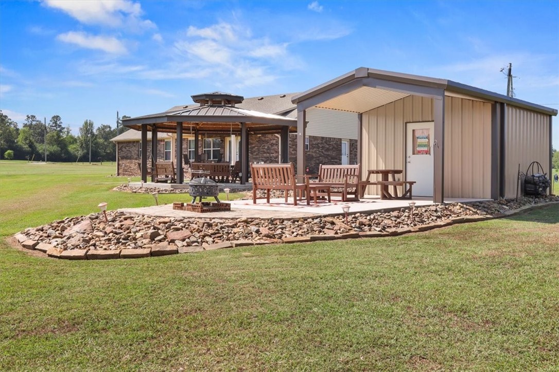 Long Estates - Residential