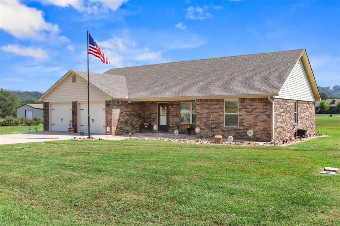 Long Estates - Residential