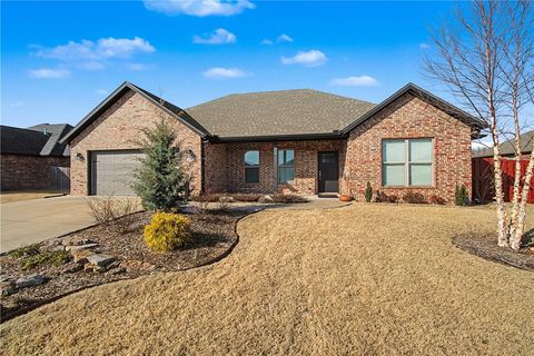 Photo of 2337 Stonemill Drive, Fayetteville, AR 72701 (MLS # 1334250)