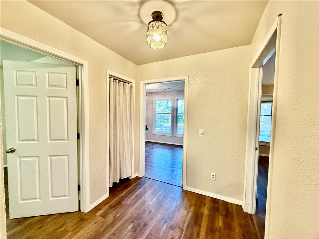 Shakespeare Courts Bvv - Residential Lease