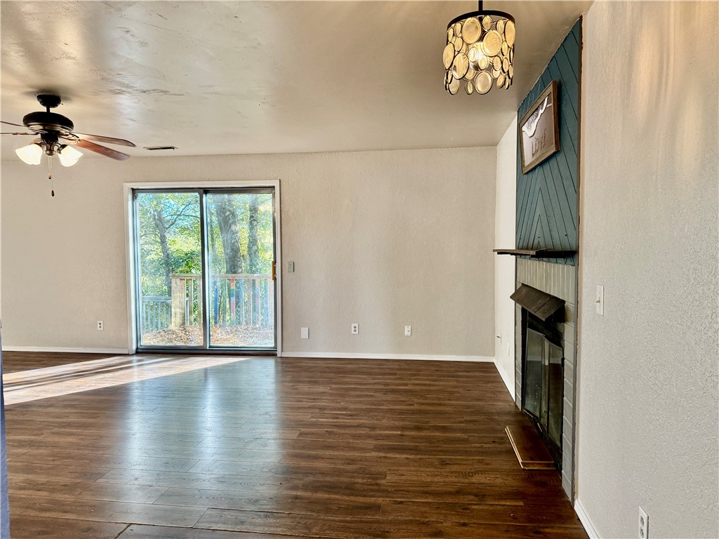 Shakespeare Courts Bvv - Residential Lease