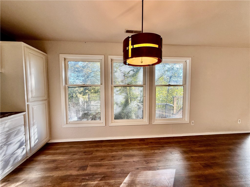 Shakespeare Courts Bvv - Residential Lease