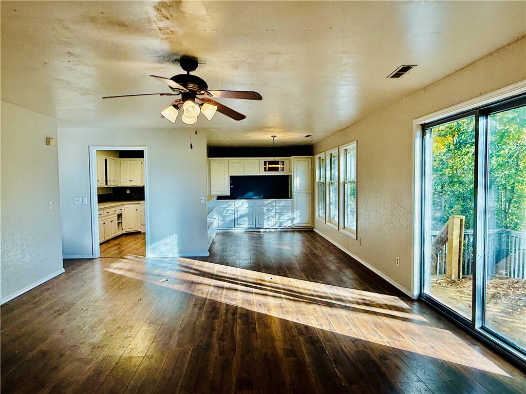 Shakespeare Courts Bvv - Residential Lease