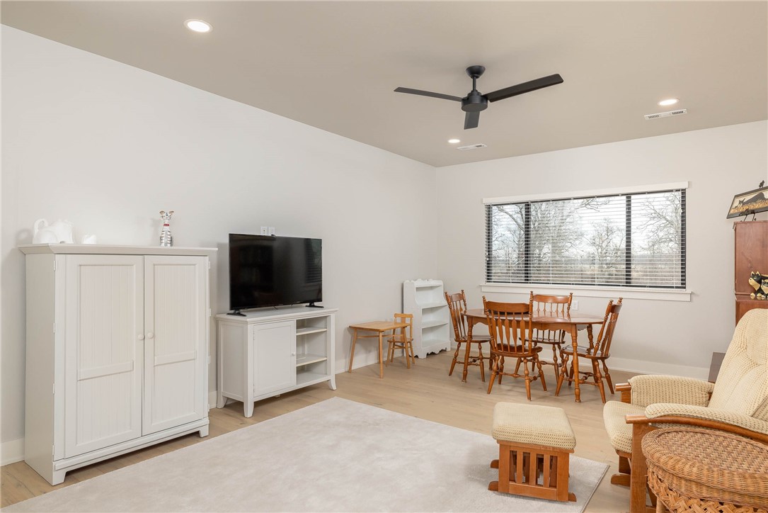 Scissortail - Residential